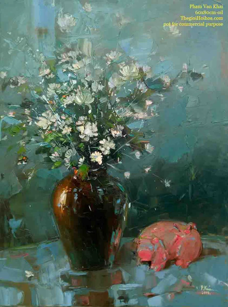 Floral still life paintings by Vietnamese artist Pham Van Khai are suitable for many different interior spaces